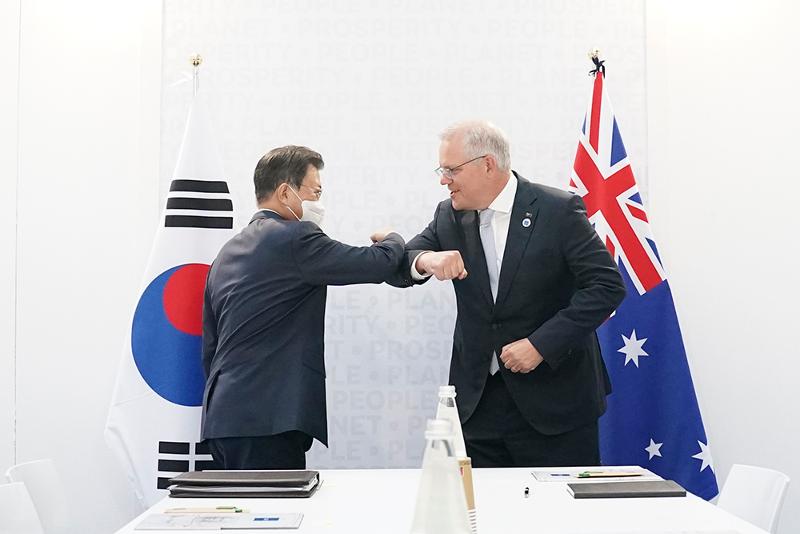 20211208_Moon to make state visit to Australia