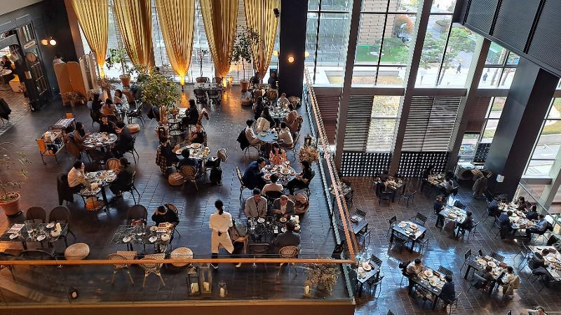 The curfew on restaurants and cafes from Feb. 19 to March 13 will be extended an hour to 10 p.m. (Korea.net DB)