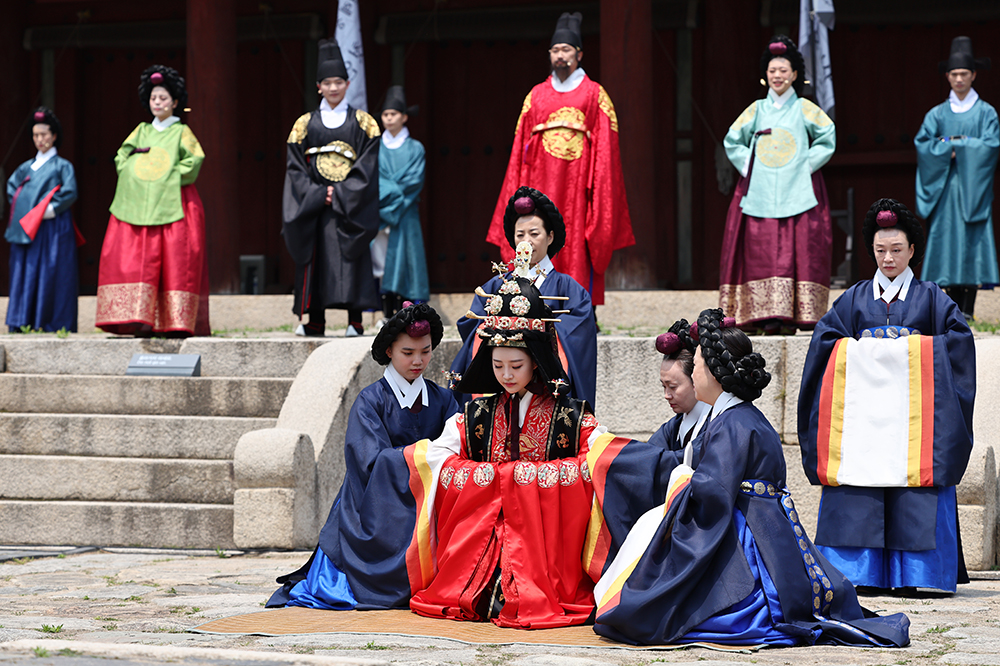The ritual Count Princess of Joseon Reports Her Marriage to Ancestors is held on May 18 in the afternoon at Yeongnyeongjeon Hall of Seoul's Jongmyo Shrine.