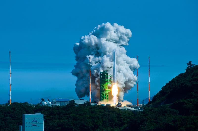 The domestically developed space rocket Nuri on June 21 at 4 p.m. blasts off from the Naro Space Center in Goheung-gun County, Jeollanam-do Province. (Ministry of Science and ICT) 