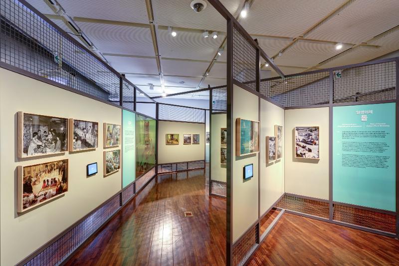 The exhibition 
