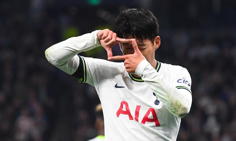Striker Son Heung-min of Tottenham Hotspur on Oct. 12 celebrates after scoring his team's third goal against Eintracht Frankfurt of Germany in the 36th minute of the first half in a Group D game of the UEFA Champions League at Tottenham Hotspur Stadium in London. (Yonhap News)