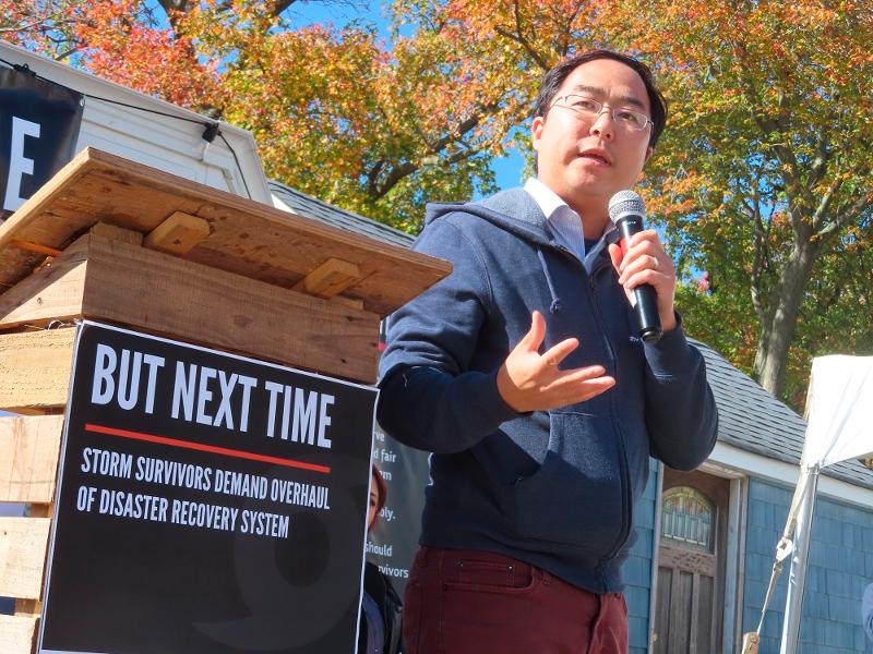 Rep. Andy Kim (Democrat-New Jersey) on Nov. 8 was reelected in the U.S. midterm elections to a third term. He is shown here on Oct. 29 giving a speech to the survivors and families of the victims of Superstorm Sandy at an event in New York's Manhattan borough to mark the 10th anniversary of the disaster. (Yonhap News)