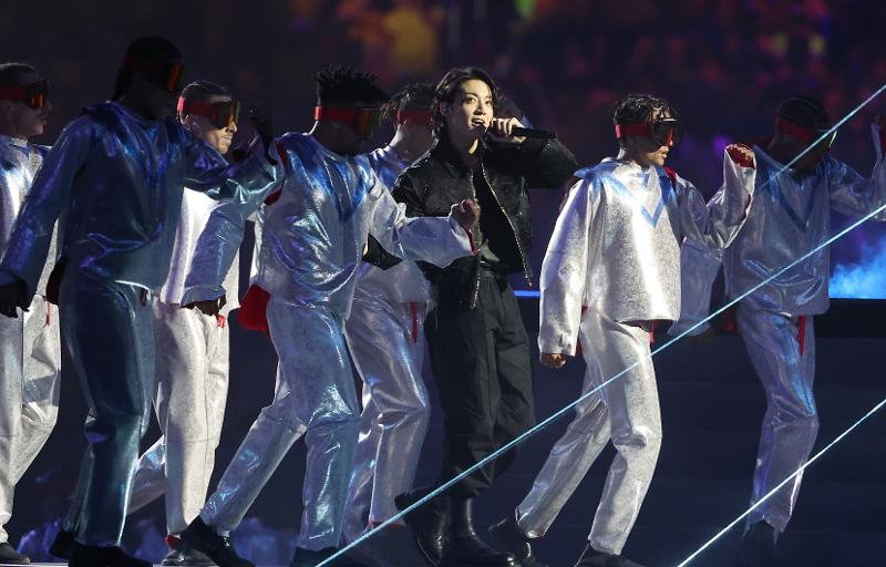 BTS member Jungkook on Nov. 20 sings 