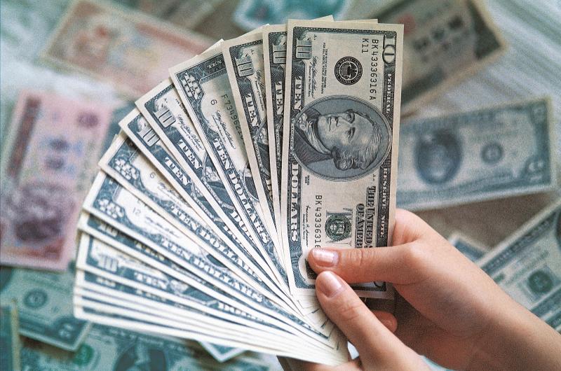 The Bank of Korea on May 4 said in a report that foreign currency reserves reached USD 426.68 billion late last month. (iclickart). *[Unauthorized reproduction and redistribution of the above photo is strictly prohibited under copyright laws and regulations.]
