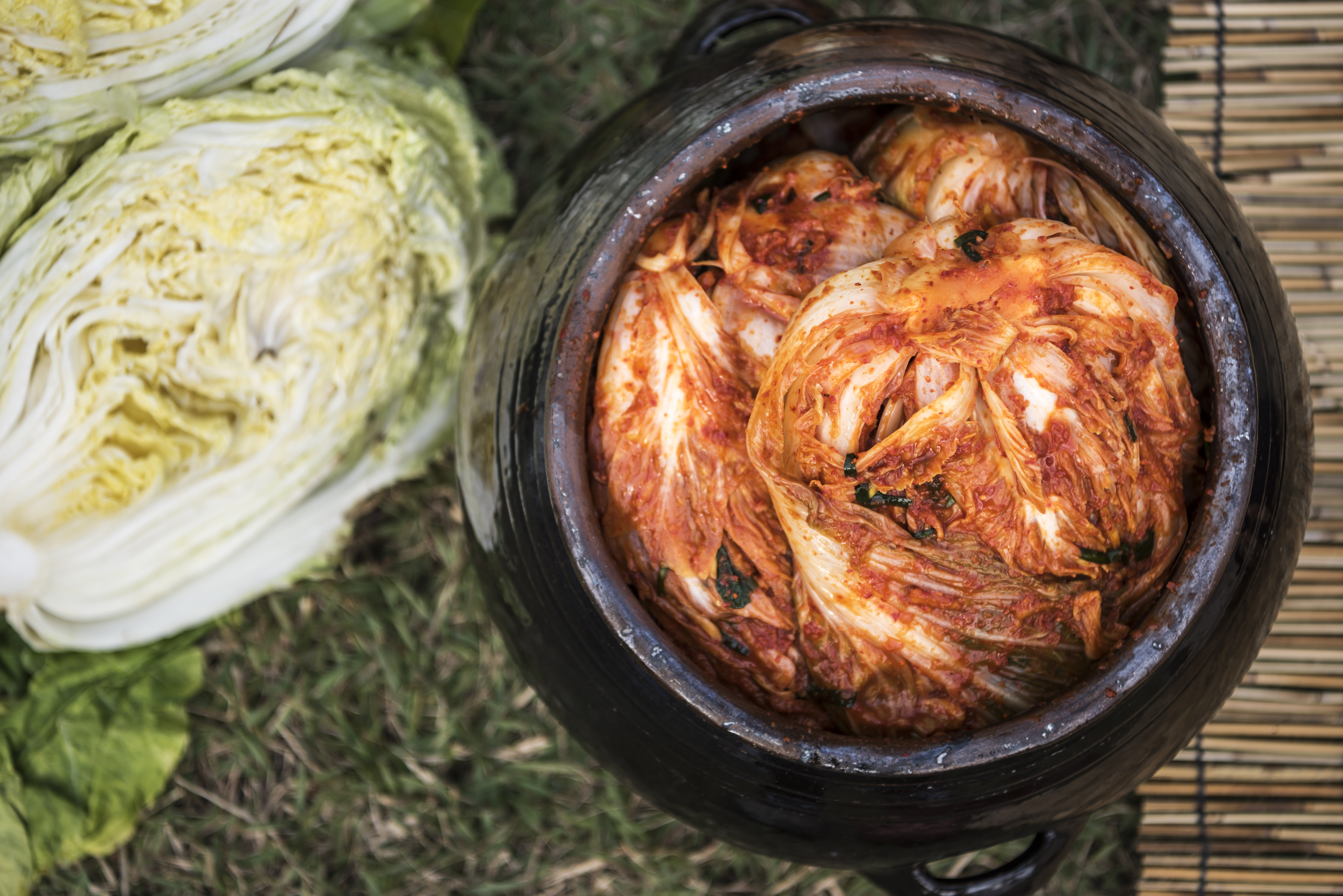 The Korea Customs Service on Nov. 22 quoted trade statistics as saying the number of countries importing Korea's kimchi exceeded 90 this year for the first time. (iclickart) *[Unauthorized reproduction and redistribution of the above photo is strictly prohibited under copyright laws and regulations.]
