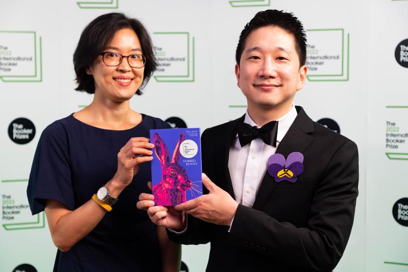 Sales of the nation's literary works have reached 1.85 million copies over the past five years. Shown is author Chung Bora (left), aka Bora Chung, who wrote 