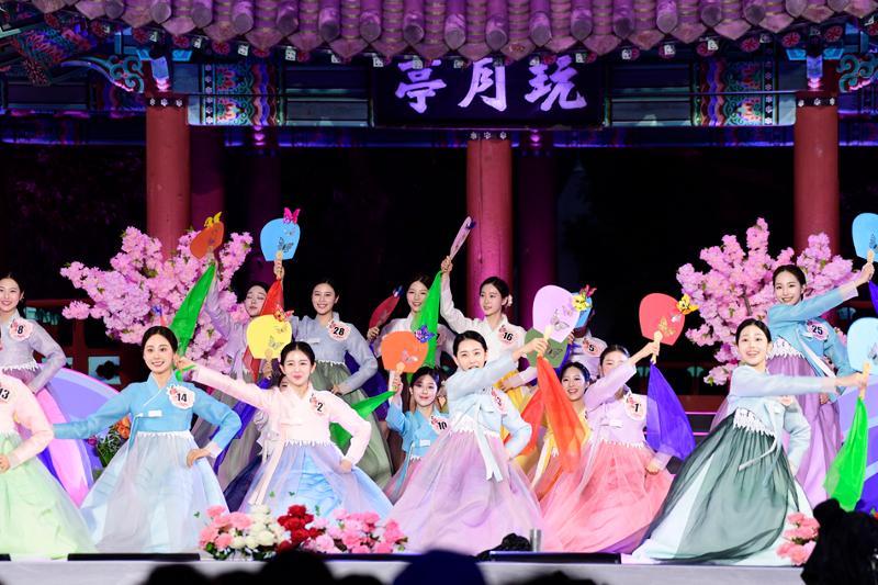 For the first time in the event's history, foreign nationals can compete in the national beauty pageant Chunhyang Festival. Shown is the main event of the festival on May 23, 2023, in Namwon, Jeollabuk-do Province. (Chunhyang Festival Organizing Committee) 