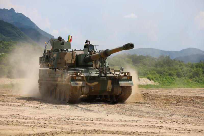 Exports of K9 self-propelled howitzers worth KRW 1.3 trillion will go to Romania. (Hanwha Aerospace's official Facebook page)