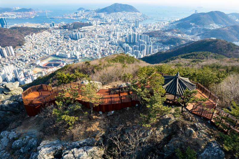 Busan Metropolitan City on March 20 said that from March 26, it will begin recruiting foreign workers to apply for a region-specialized visa. (Seo-gu District Office)