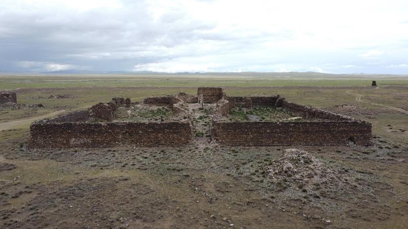 KharBukhiin Balgas Site in Mongolia is where a joint survey between Korea and Mongolia is being done this year. (Korea Heritage Service)