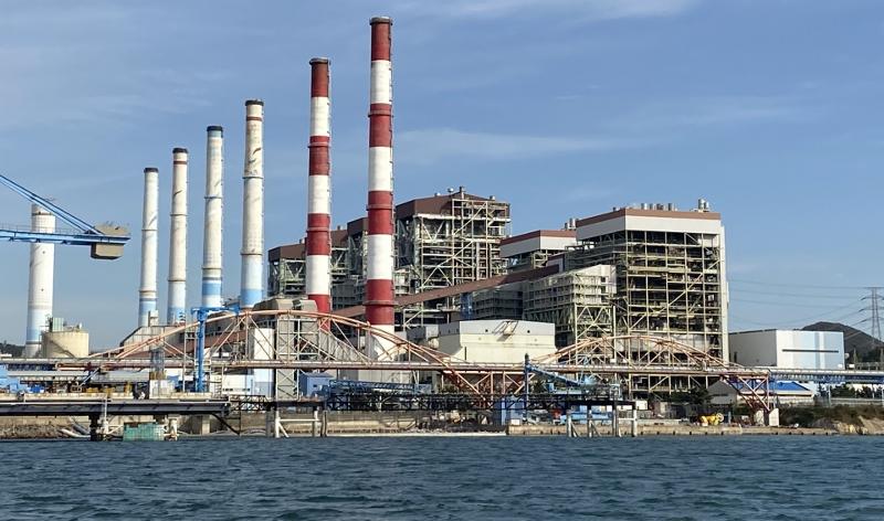 The phase-out of coal-fired power plants in Chungcheongnam-do Province in 2024 was honored as an exemplary case of carbon reduction by the Organisation for Economic Co-operation and Development. Shown are units 1 and 2 of the Boryeong thermal power plant complex in the province's city of Boryeong that were shut down early in December 2020.   