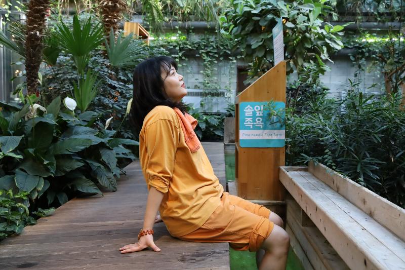 A visit to Pine Needle Foot Bath is a prescription offered from nature. 