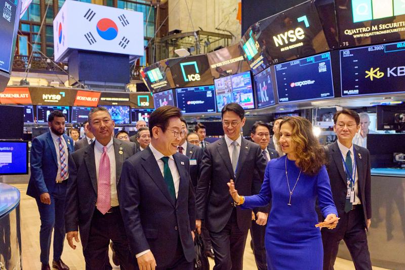 President Lee Jae Myung on Sept. 25, 2025, attended the Korea Investment Summit at the New York Stock Exchange to explain the directions of Korea's capital market policy and his committment to reform. 