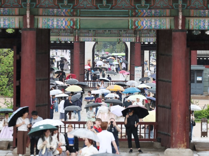 Q2 foreign card use in Korea sets quarterly mark of USD 3.8B