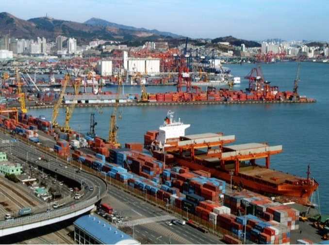Chip, chip, hooray! IMF ups Korea's 2026 growth forecast to 3.3%
