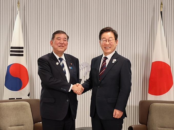 'We should not nix accords with Japan on comfort women, forced work'