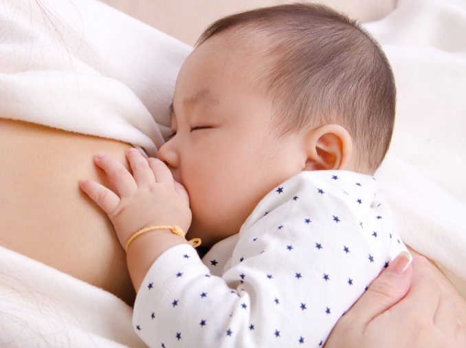 High-tech sensor gauges breast milk when breastfeeding