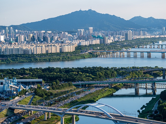 Seoul's 180 int'l conferences in 2024 rank 1st in Asia, 3rd in world