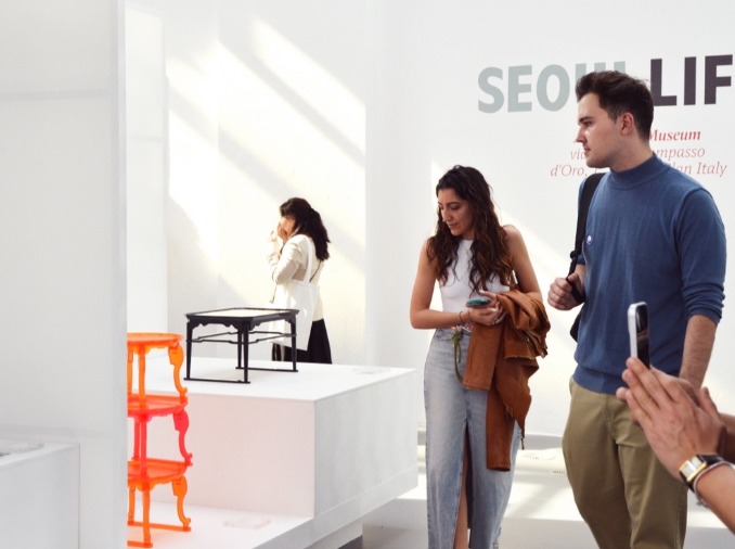 Traditional small dining tables impress world at Milan exhibition