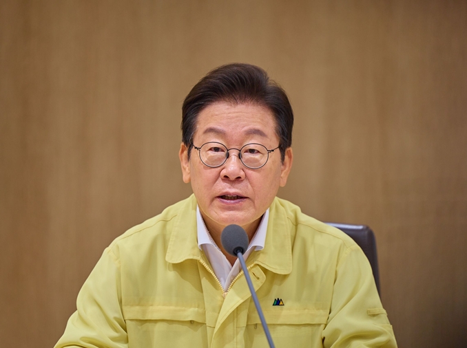 President Lee urges enforcement of inter-Korean accords in stages