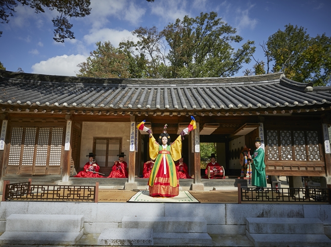 4 palaces to host 29 traditional music events through Sept.