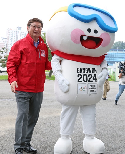 Minister predicts 'successful' Gangwon Winter Youth Olympics